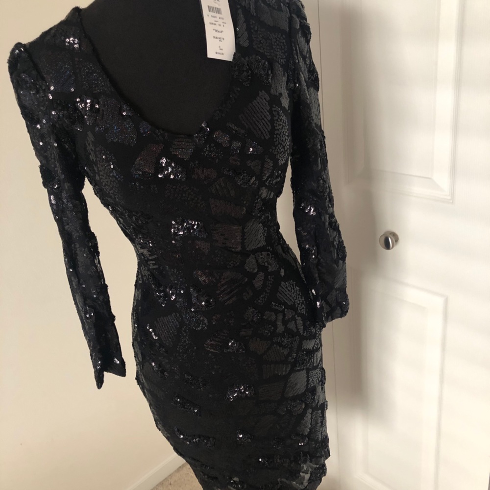 BNWT  Cache Black Sequin long sleeve dress